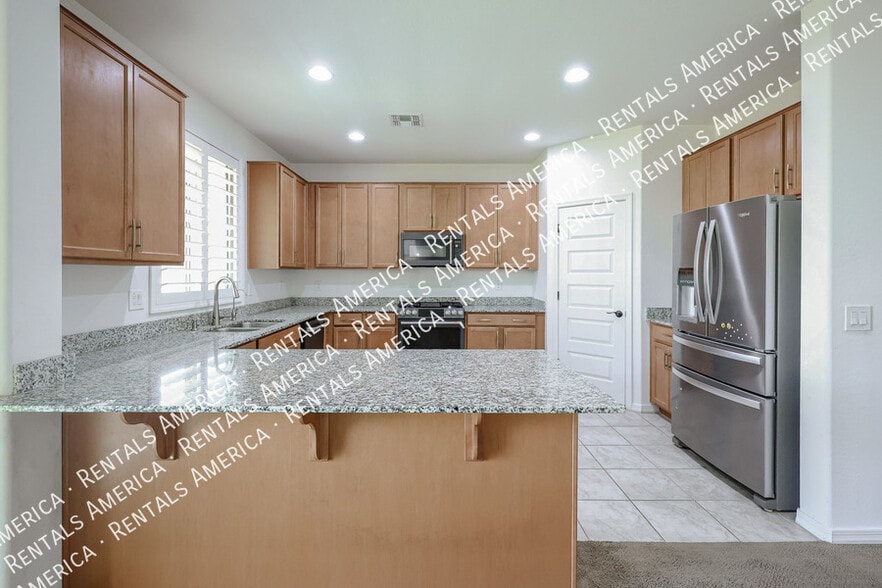 Building Photo - 13487 N 174th Ave