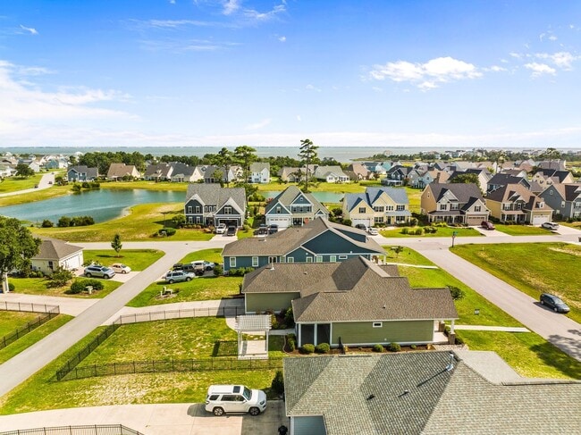 Building Photo - 202 Seagrass Wy