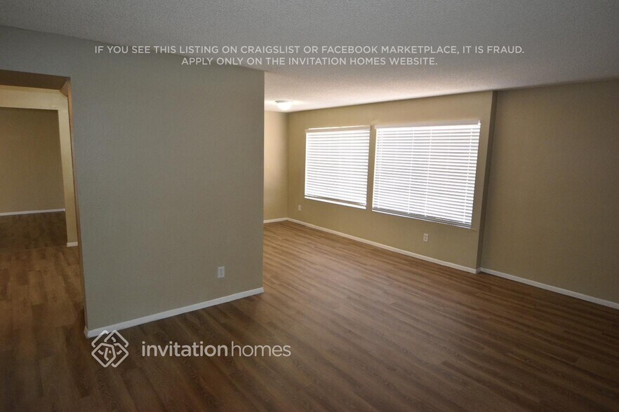 Building Photo - 2301 W Waltann Ln