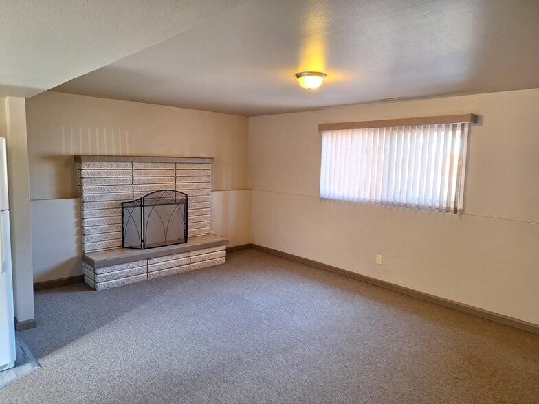 Primary Photo - 1204 Fagin Dr