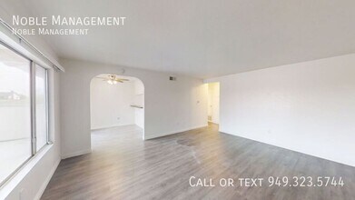 Building Photo - 2721 E Almond Ave