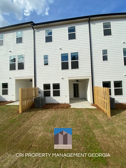 Building Photo - 82 Werner Brook Way SW