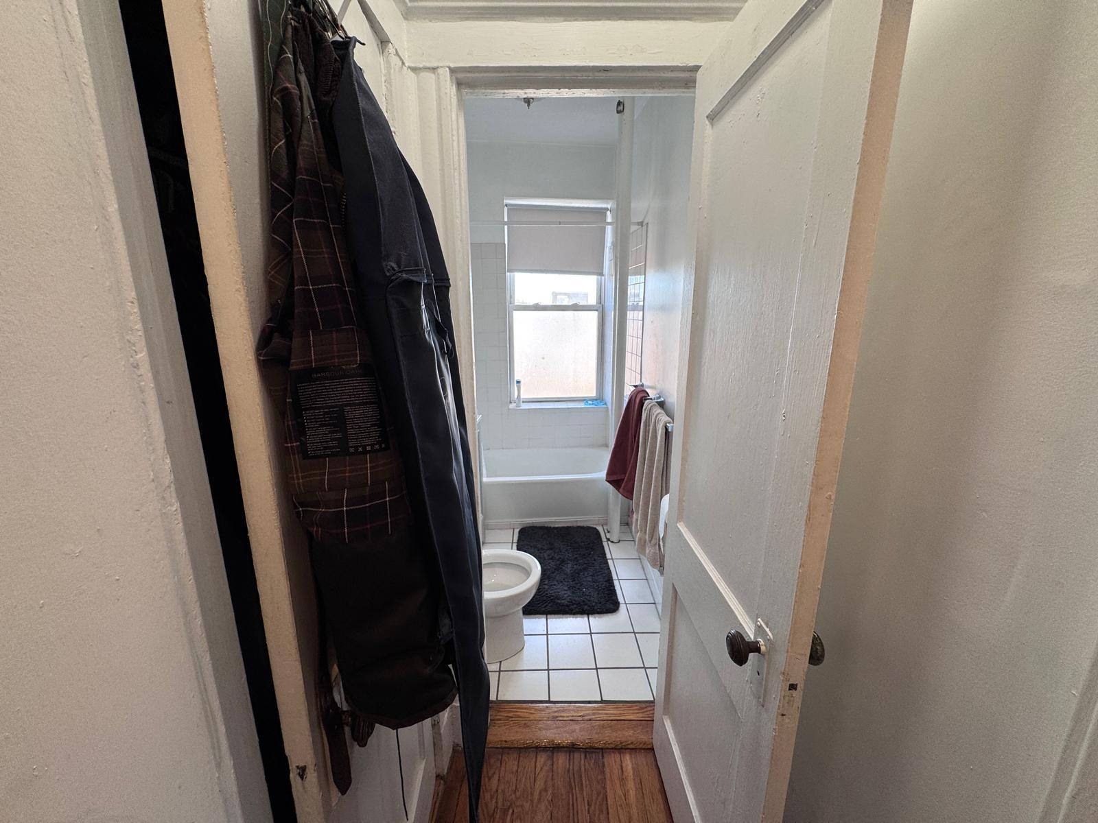 Building Photo - 100 Brainerd Rd