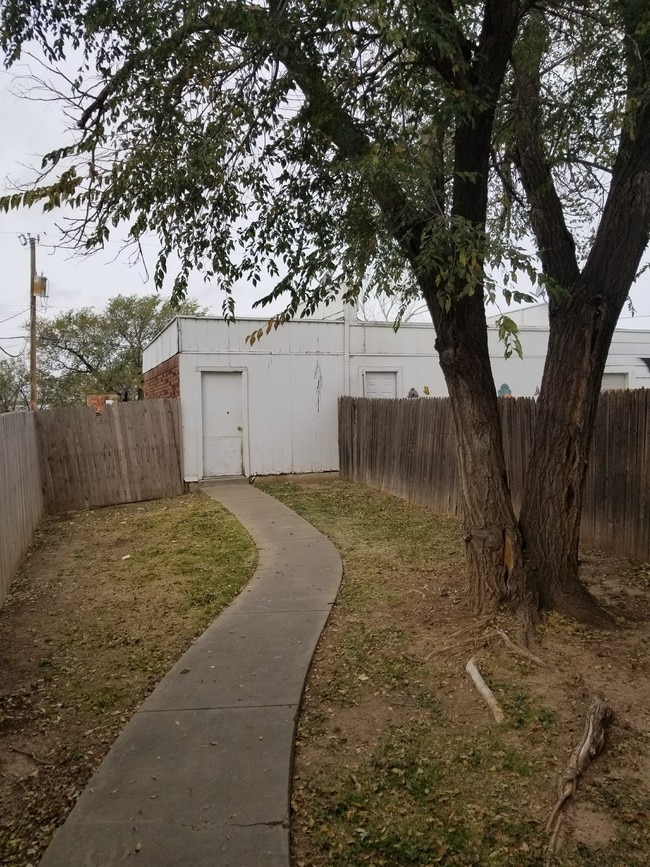 Building Photo - 4364 S Austin St