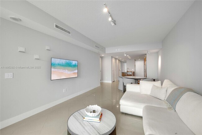 Building Photo - 3801 Collins Ave