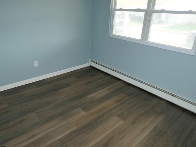 Building Photo - 501 W Brigantine Ave