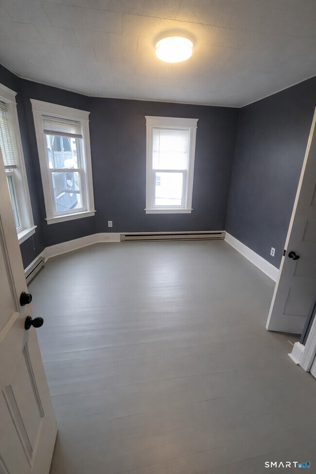 Building Photo - 155 Congress Ave