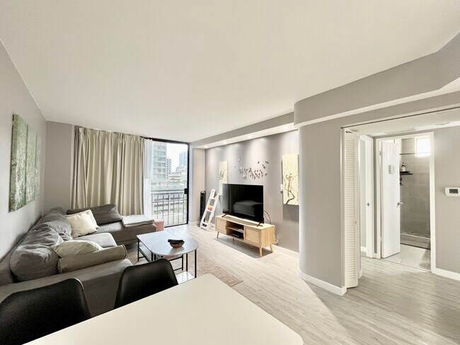 Building Photo - 441 Lewers St