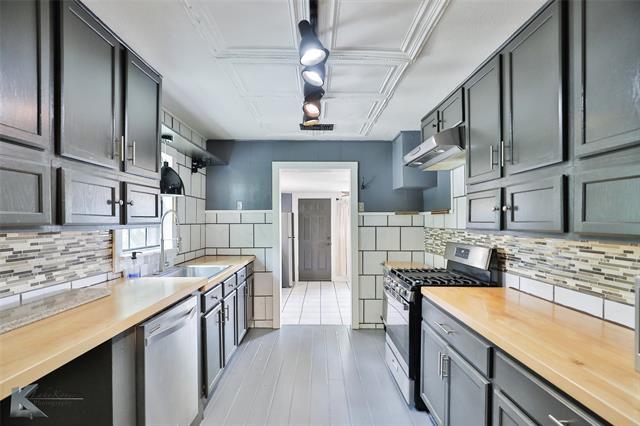 Building Photo - 609 Sunset Dr