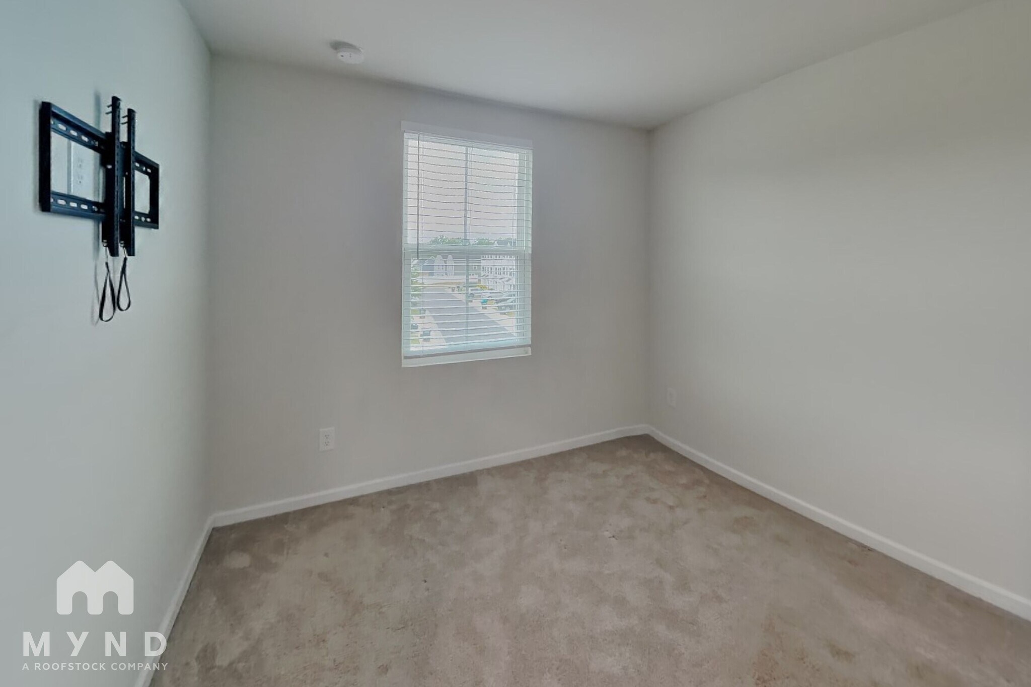 Building Photo - 2409 Fathom Wy