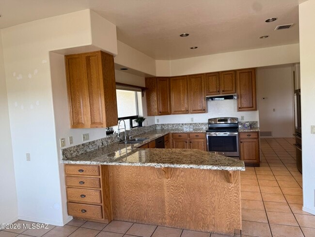 Building Photo - 6141 N Paseo Zaldivar