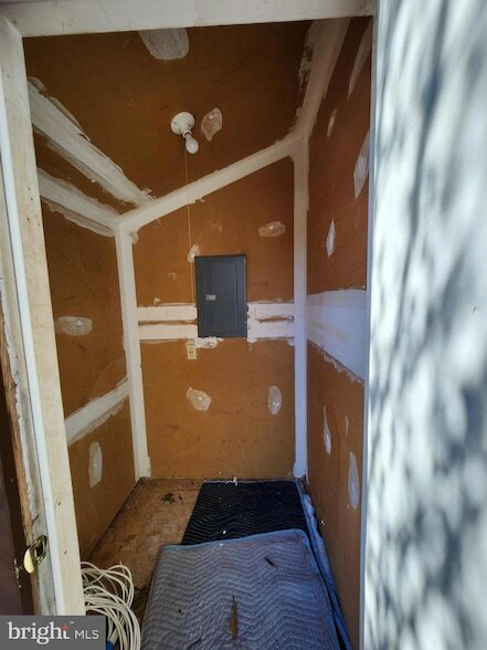 Building Photo - 103 Lucas Ln