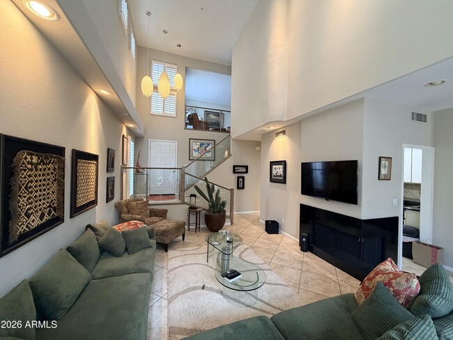 Building Photo - 7222 E Gainey Ranch Rd