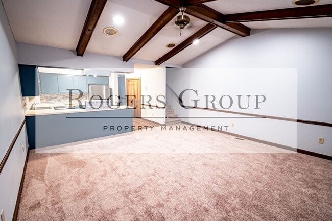Building Photo - 1310 Oakridge Ave