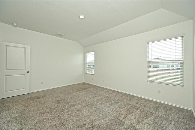 Building Photo - 180 Madrid