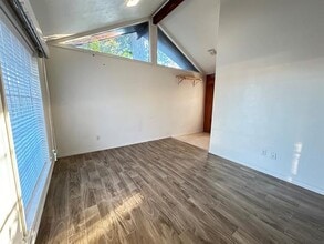 Building Photo - 409 Royal St