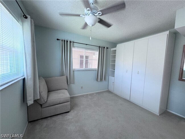 Building Photo - 4912 Tamiami Trl E