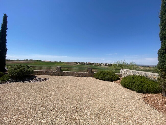 Building Photo - Beautiful Fully Furnished Home for rent in the Boulders on the Green