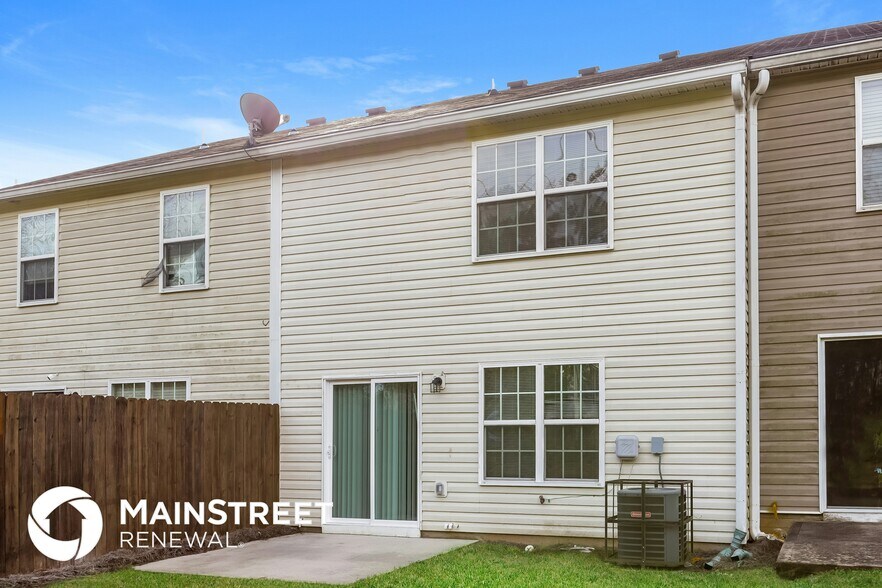 Building Photo - 5319 Creekview Way