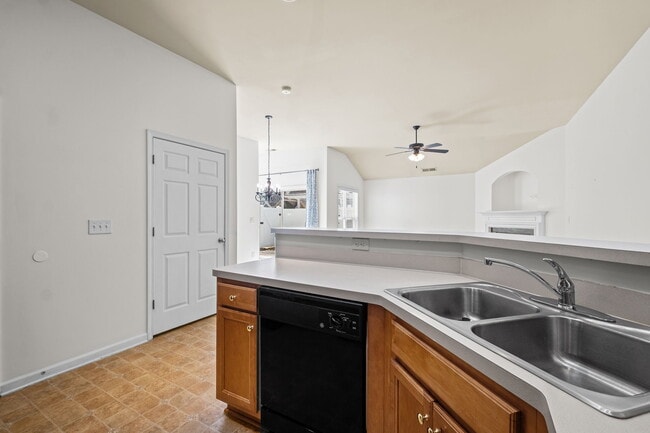 Building Photo - 4919 Magnolia Cottage Way