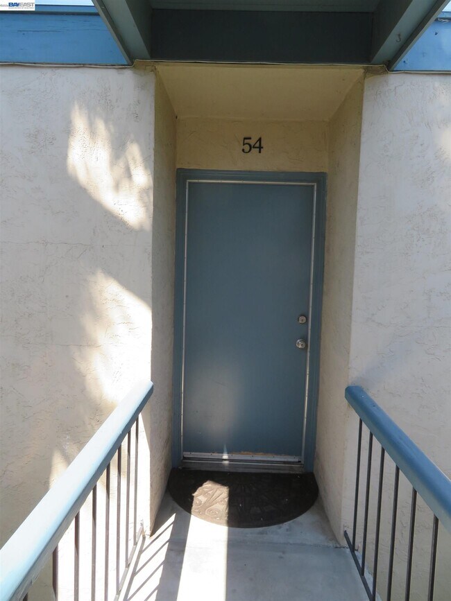 Building Photo - 1731 Ellis St