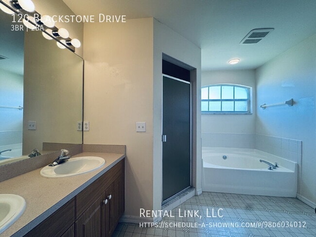 Building Photo - 120 Blackstone Dr