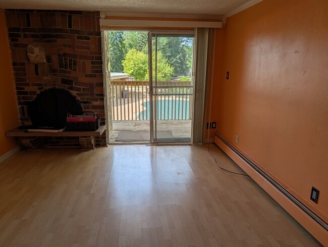 Building Photo - 1302 S Parker Rd