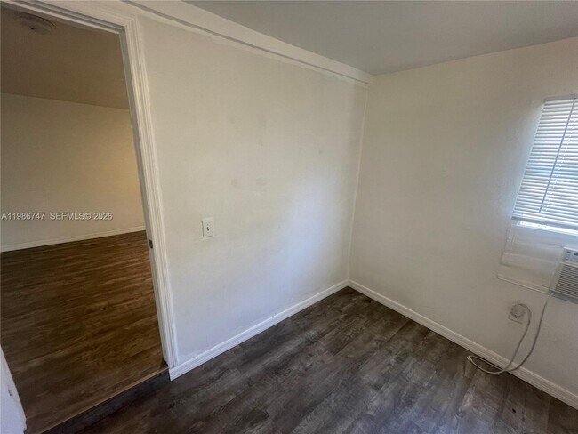 Building Photo - 5738 Garfield St