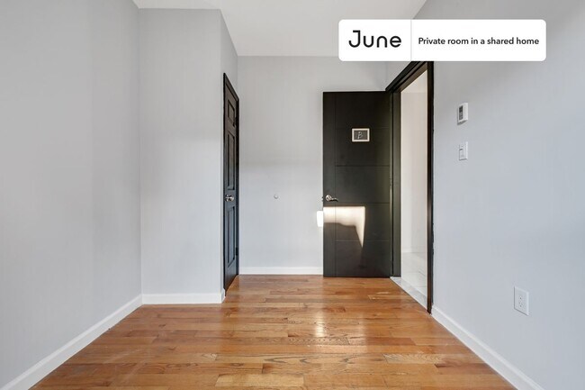 Building Photo - Room in Shared 4 bed/1.5 bath home in Upper West Side