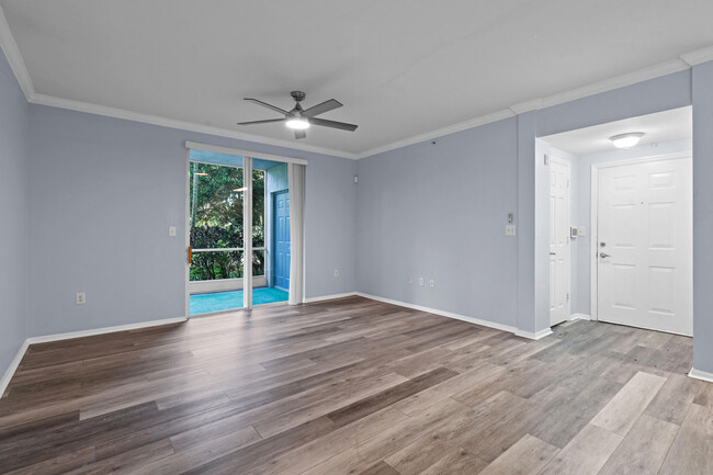 Building Photo - 6565 Emerald Dunes Dr