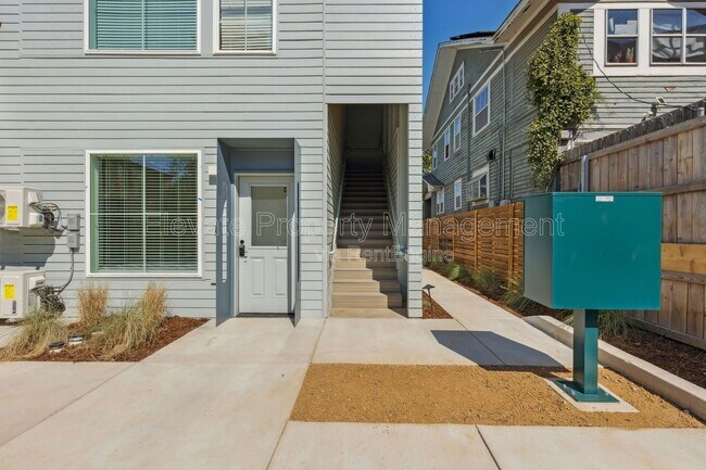 Building Photo - 1624 NW 17th St