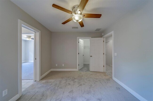 Building Photo - 270 Valencia Cir