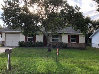 Primary Photo - 2822 Central Dr