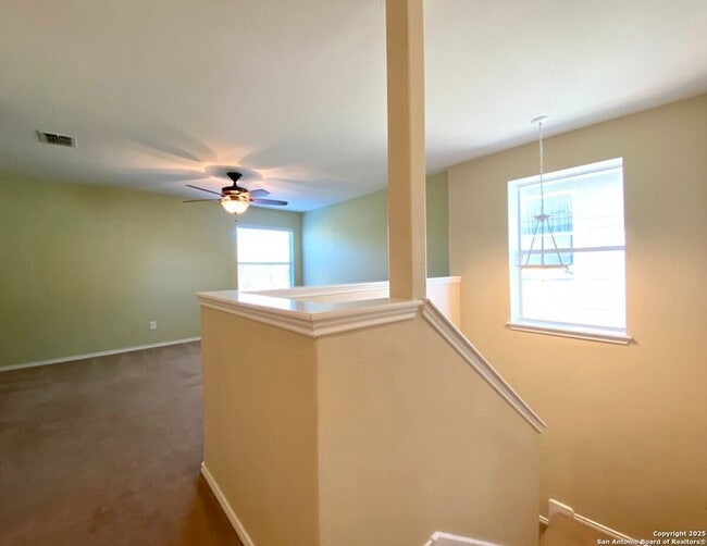 Building Photo - 215 Coopers Hawk