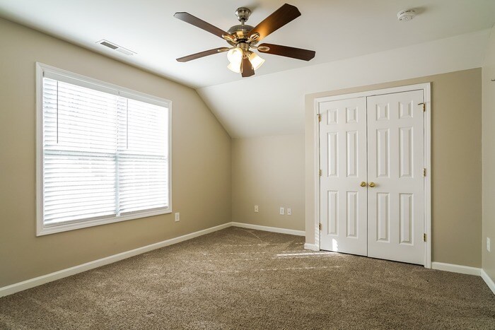 Building Photo - 1863 Birmingham Dr