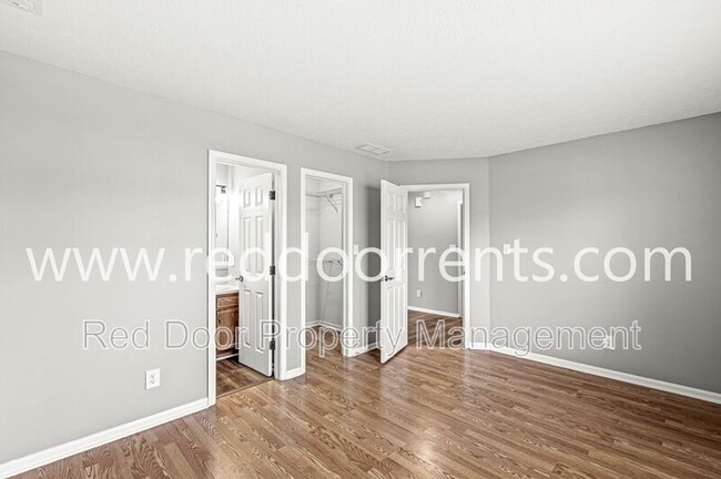 Building Photo - 3003 Briarchase Ct
