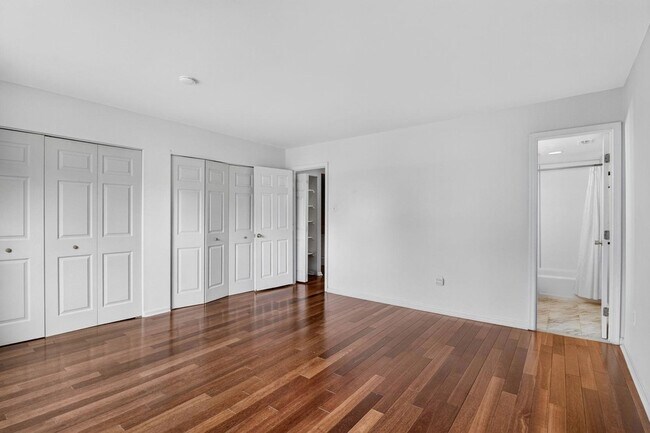 Building Photo - 788 Quince Orchard Blvd