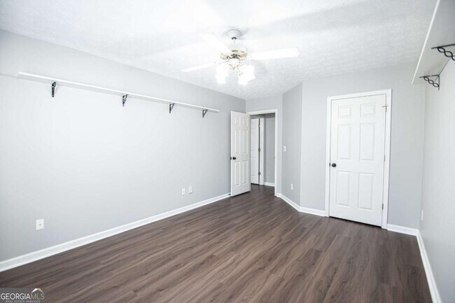 Building Photo - 907 Ashley Crossing Ln NW