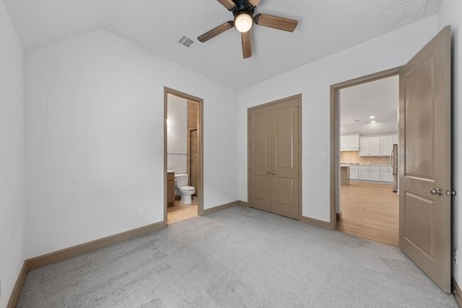 Building Photo - 316 Hulda Trl