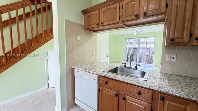 Building Photo - 870 NE 212th Terrace