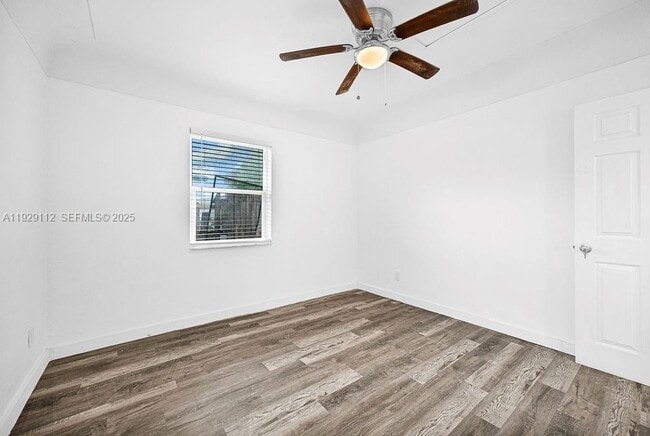 Building Photo - 4109 SW 23rd St