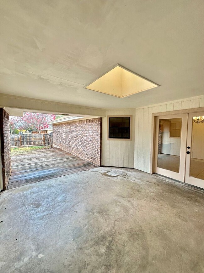 Building Photo - 3546 Cedar Ridge Ln