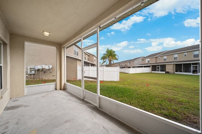 Building Photo - Beautiful 3 Bedroom, 2.5 bath townhouse for rent in Wesley Chapel.