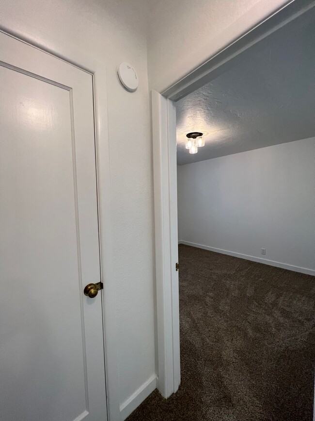 Building Photo - 545be