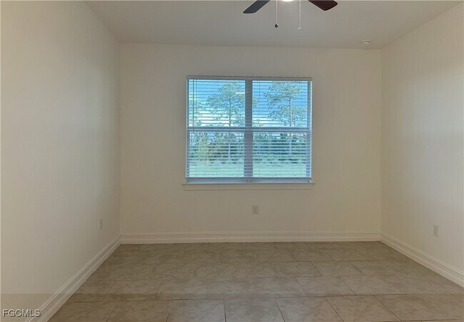 Building Photo - 43800 Blue Heron Ln