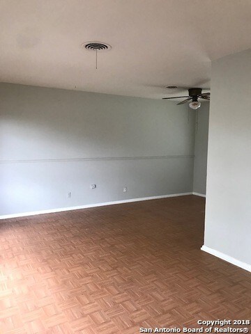 Building Photo - 4539 Eisenhauer Rd