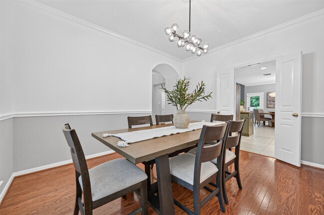 Building Photo - 27 E Shale Creek Cir