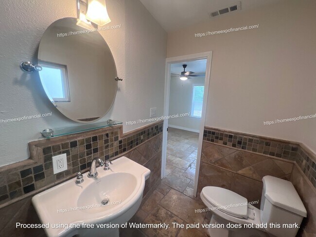 Building Photo - Nice Home For Rent