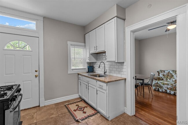 Building Photo - 4147 Beethoven Ave