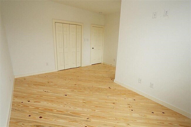 Building Photo - 4102 McKinney St